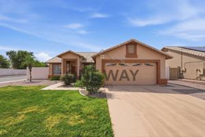 featured image of 819 E Cindy St