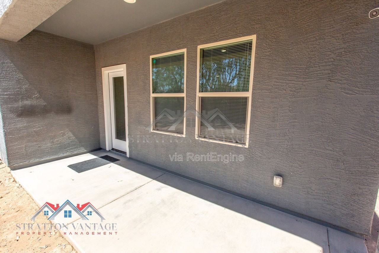 5771 E Thetis Dr - Photo 7 of 45