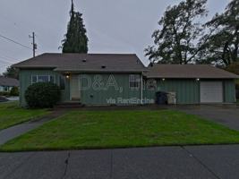 featured image of 2704 Nw Lincoln Ave