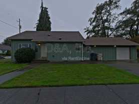 2704 Nw Lincoln Ave - Photo 1 of 1