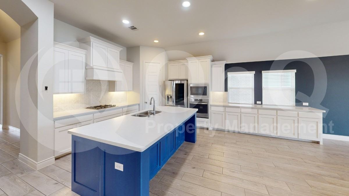 1516 Twistleaf Rd - Photo 4 of 25