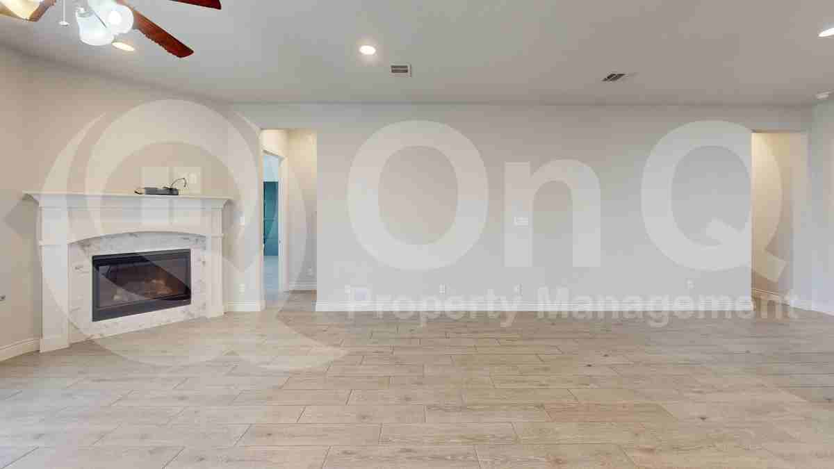 1516 Twistleaf Rd - Photo 7 of 25