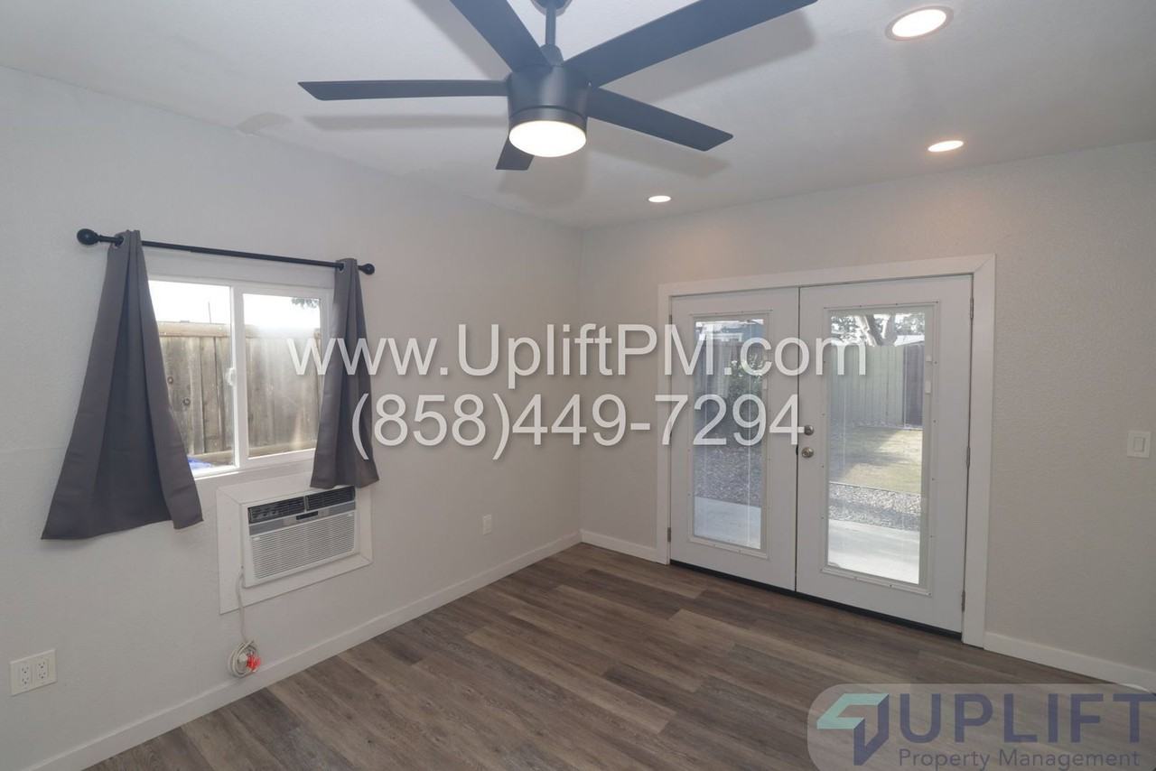 3639 36th St - Photo 6 of 47