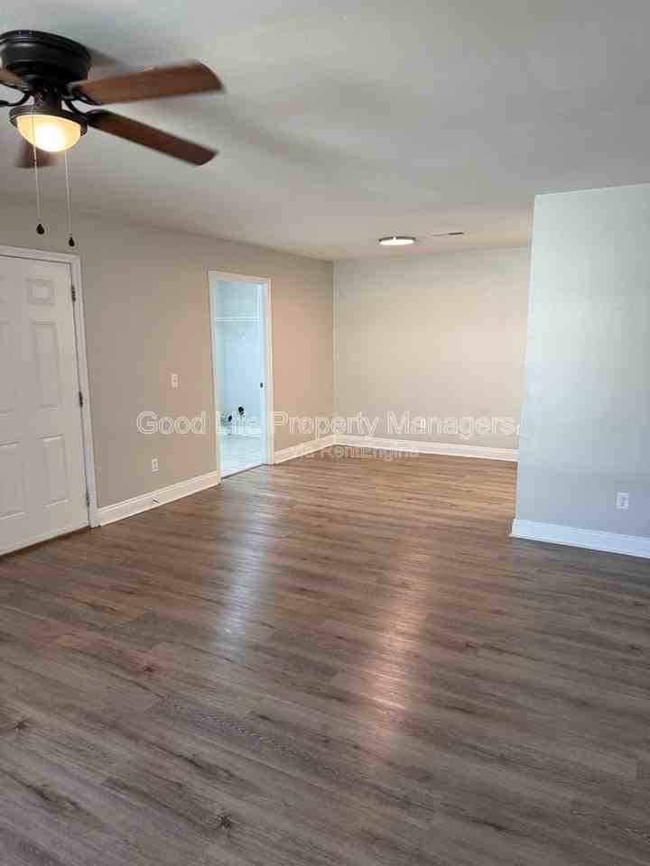 8444 Chisholm Rd - Photo 5 of 13