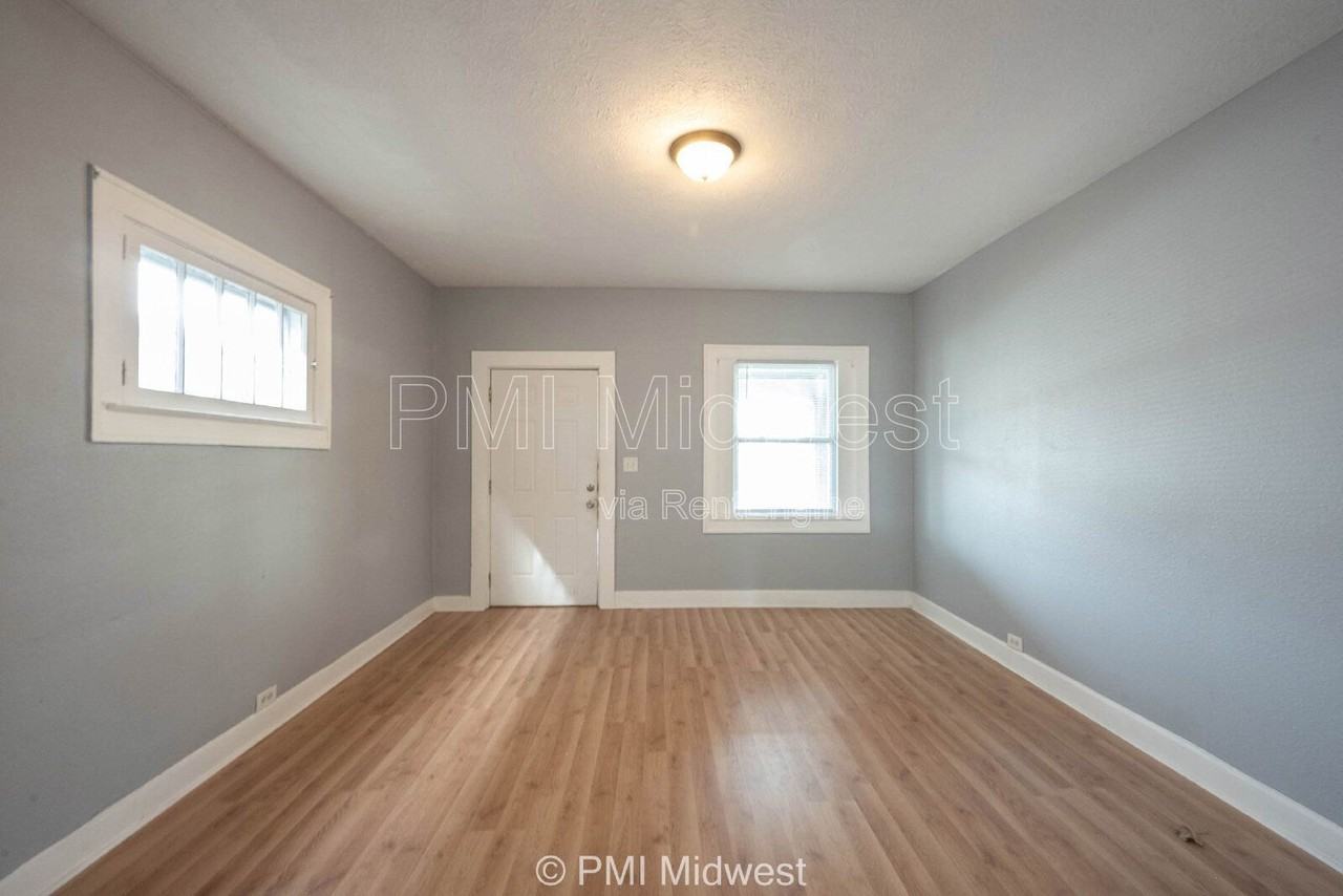 3413 N Capitol Ave - Photo 3 of 26