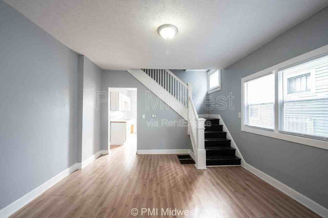 3413 N Capitol Ave - Photo 6 of 26