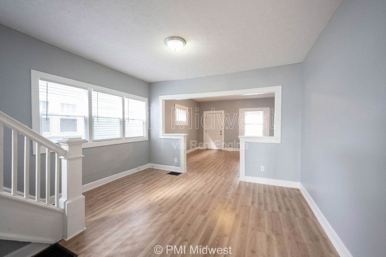 3413 N Capitol Ave - Photo 7 of 26