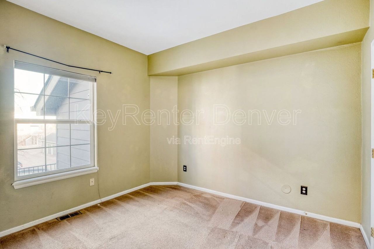 4973 S Dillon St #129 - Photo 6 of 12