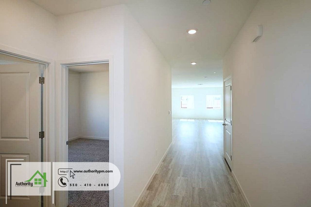 3012 Legend Ln - Photo 2 of 20