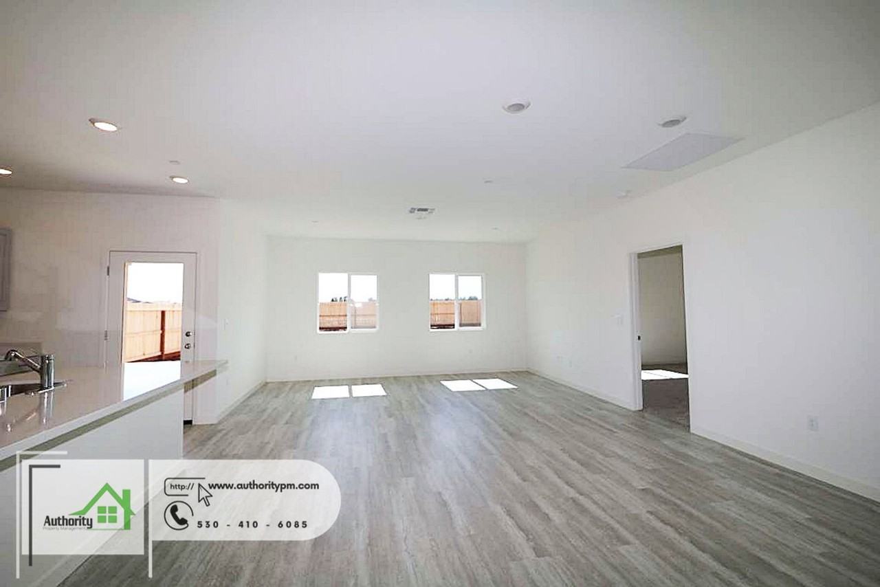 3012 Legend Ln - Photo 4 of 20