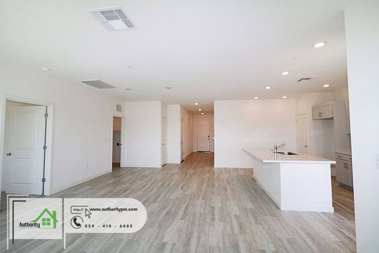 3012 Legend Ln - Photo 5 of 20