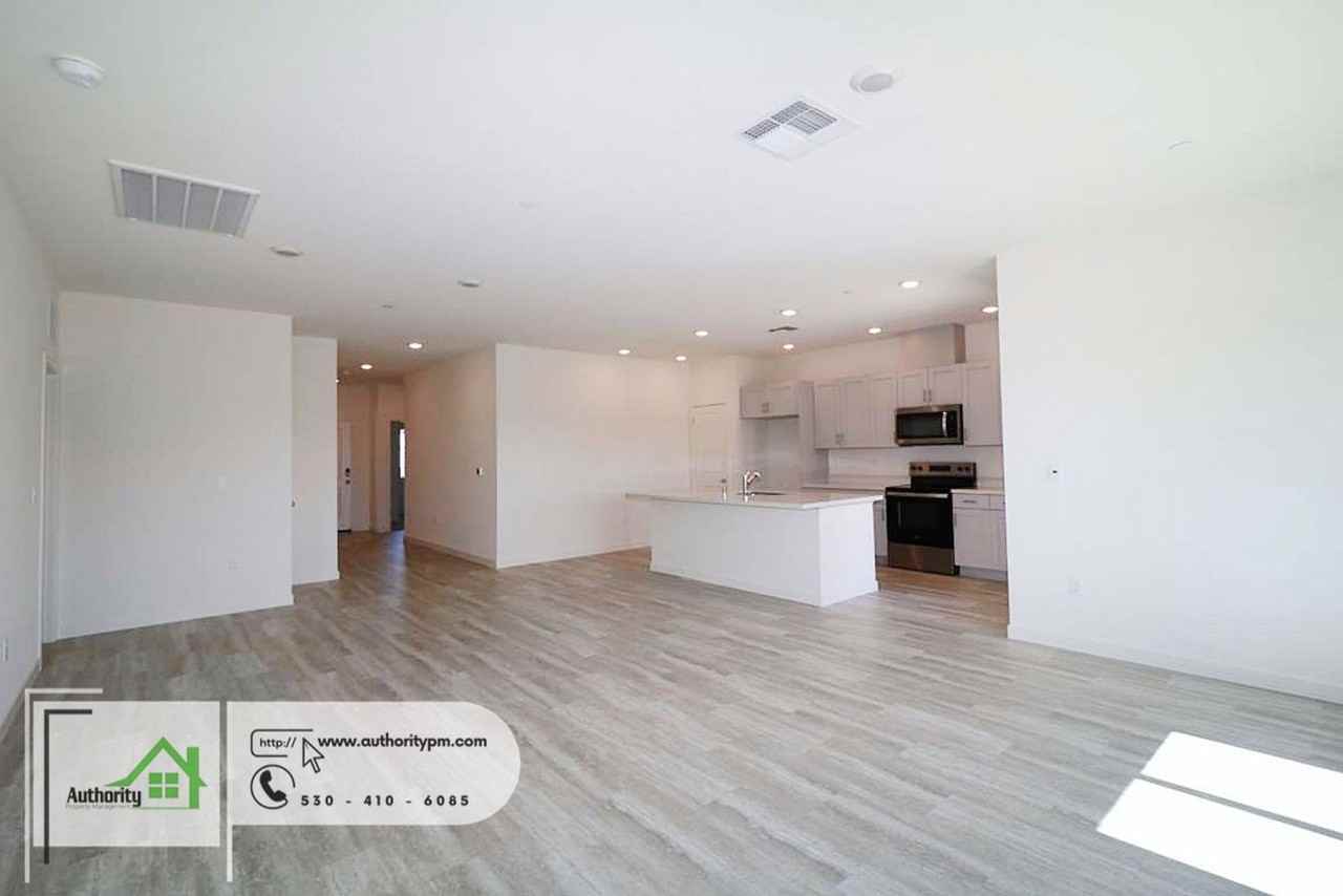 3012 Legend Ln - Photo 6 of 20