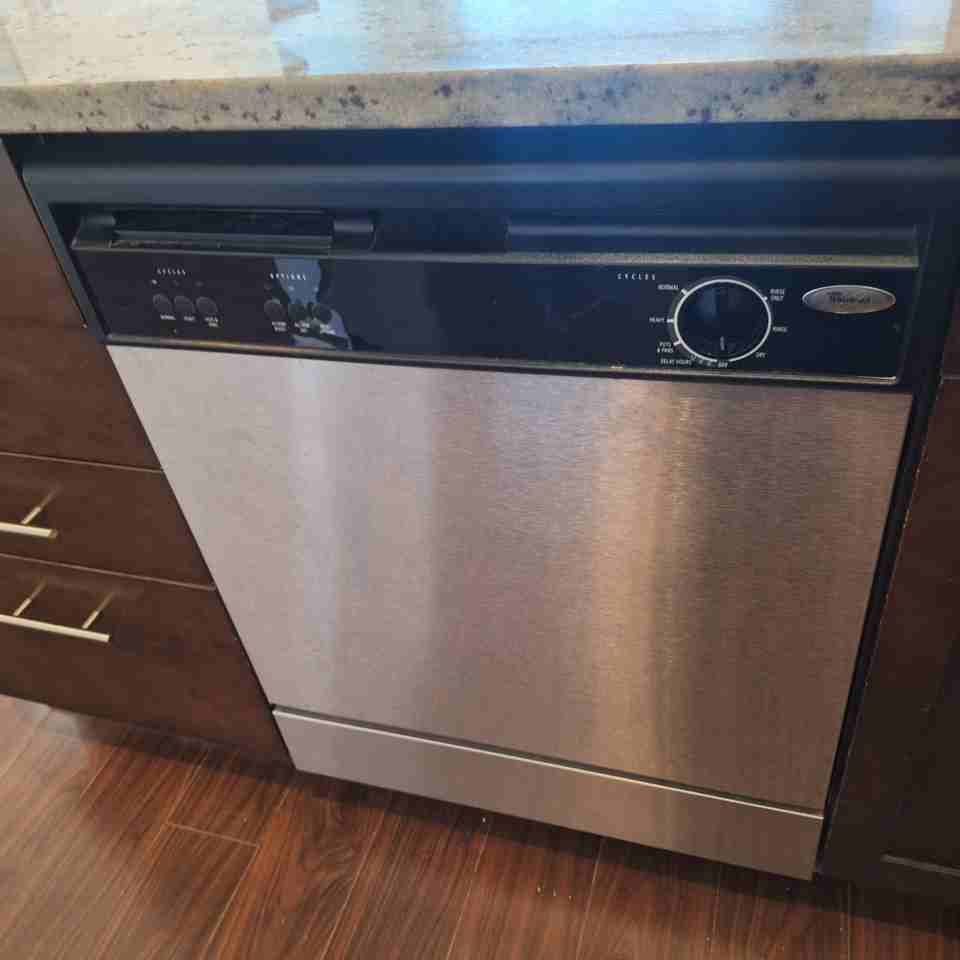 662 Goldstream Avenue #404 - Photo 7 of 12