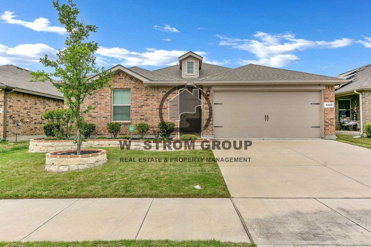 9209 Leveret Ln - Photo 2 of 32