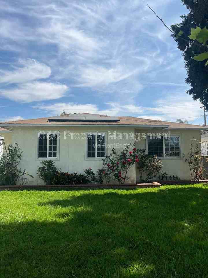 10532 La Mirada Blvd