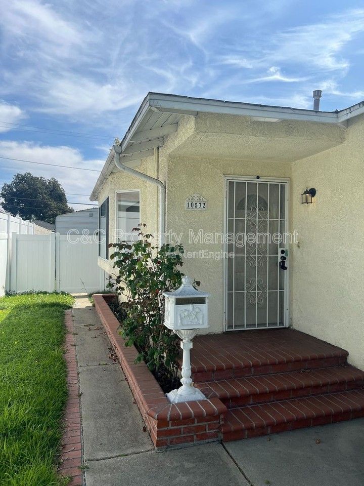10532 La Mirada Blvd - Photo 2 of 30