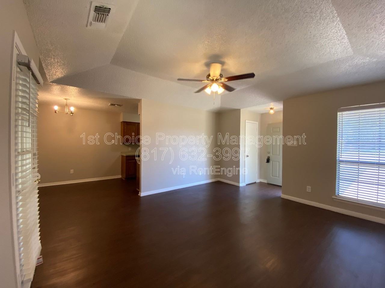 1118 Landsdale Ln - Photo 6 of 17