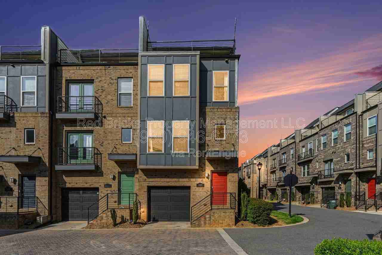 2905 Grand Union Way - Photo 2 of 33