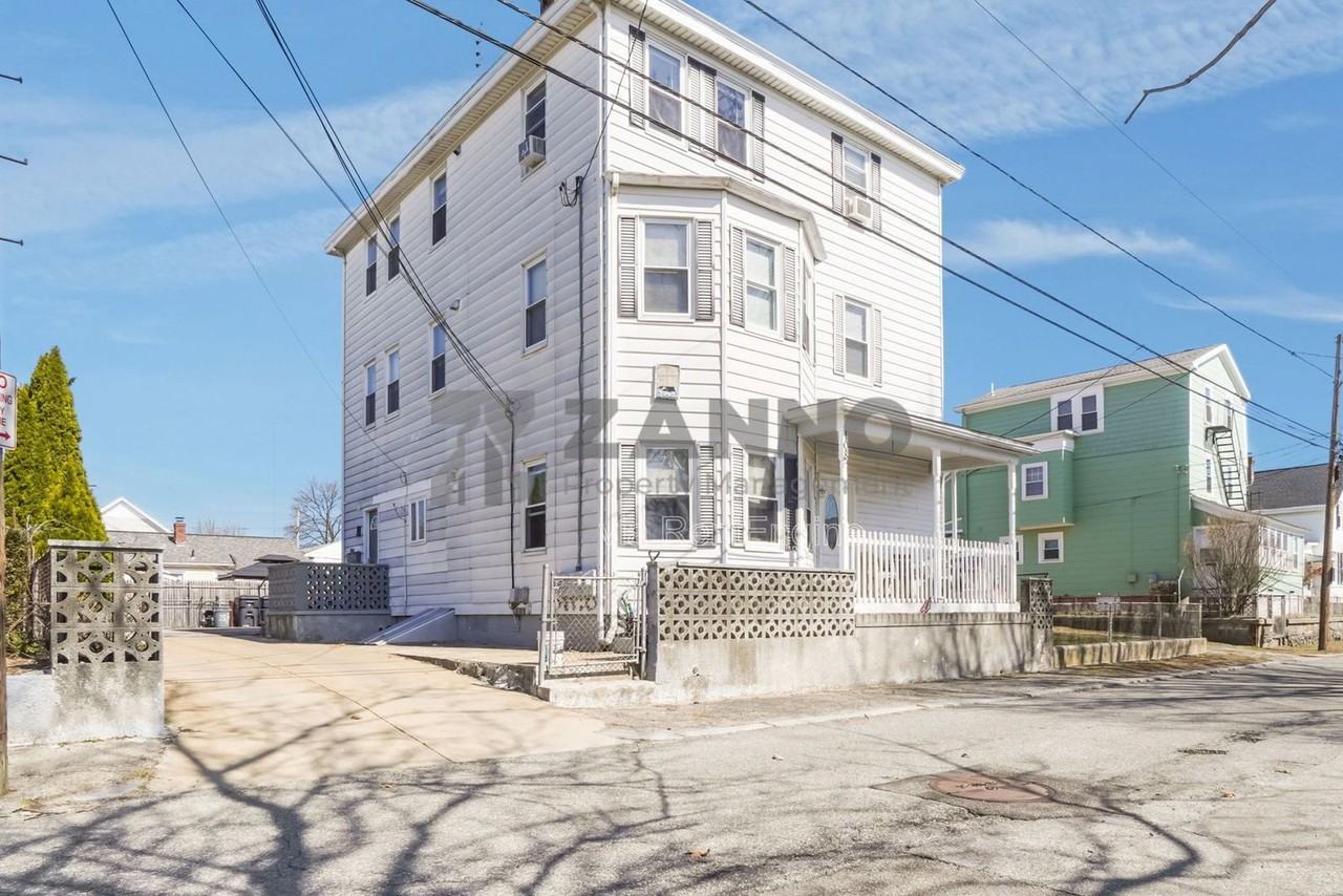 108 Woodward Ave #2 - Photo 2 of 18