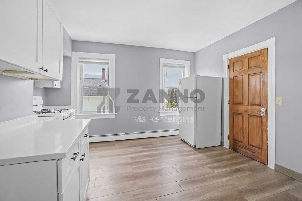 108 Woodward Ave #2 - Photo 7 of 18