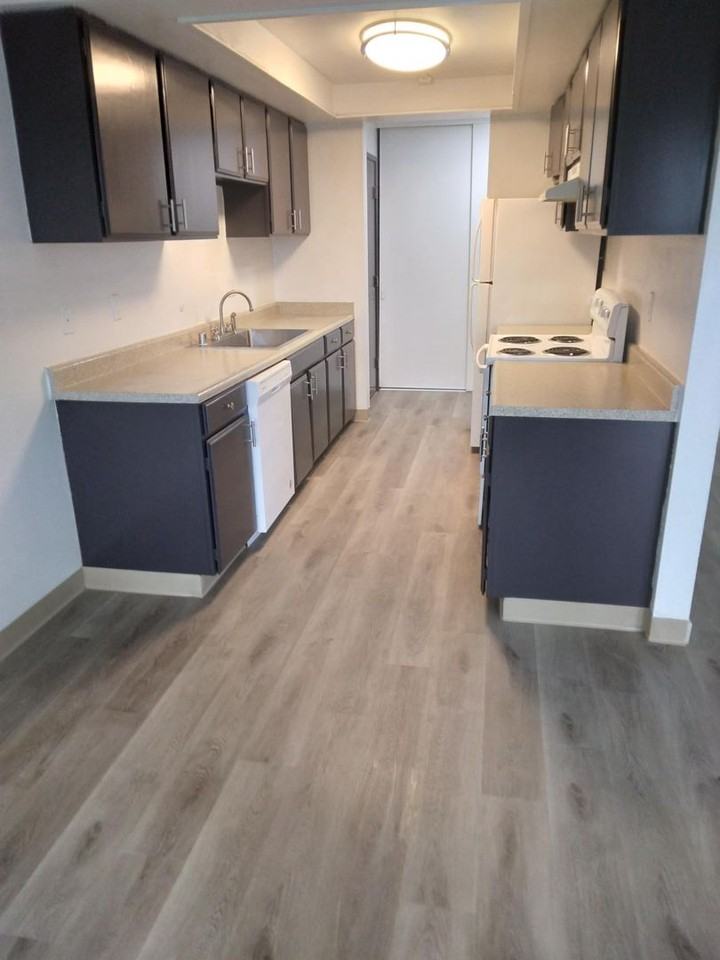 Forest View Apartments - Photo 2 of 10