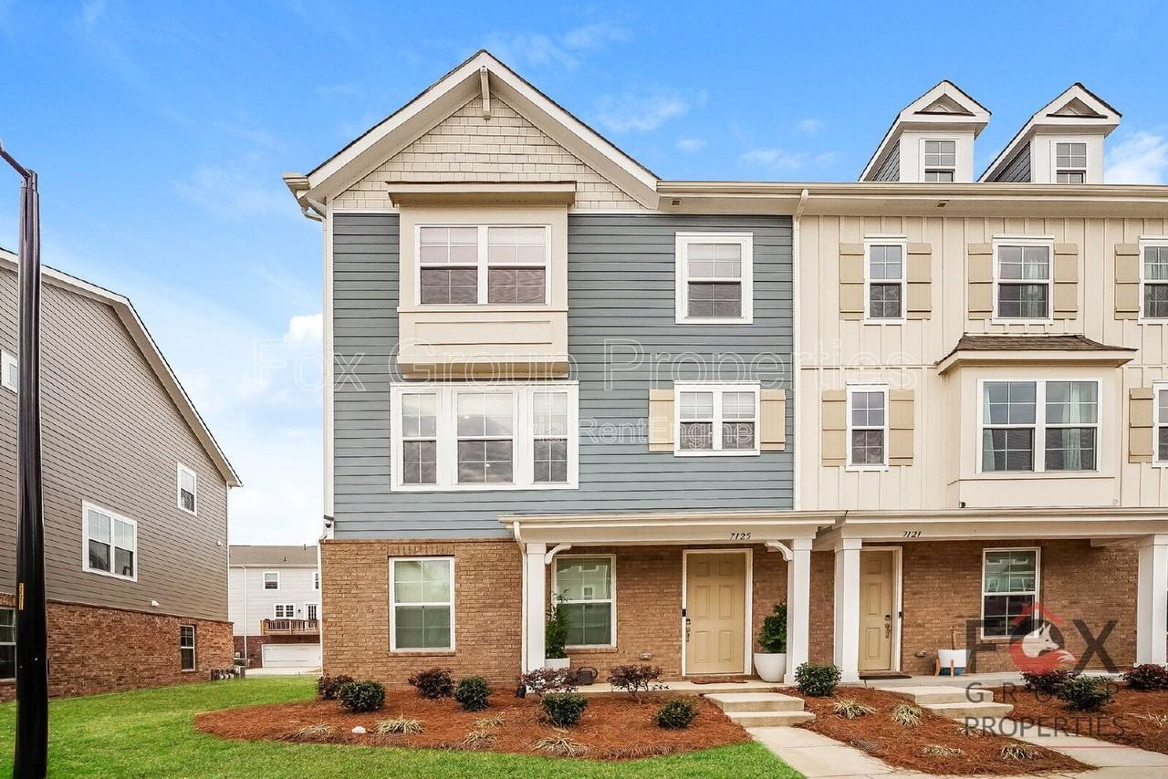 7125 Brookview Ln - Photo 6 of 29