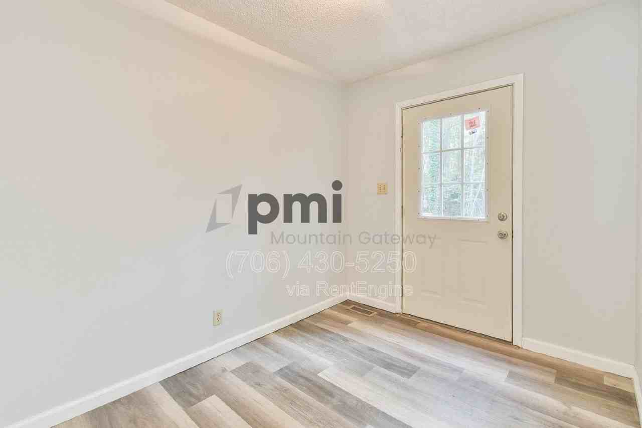 42 Greenwood Cir - Photo 7 of 30