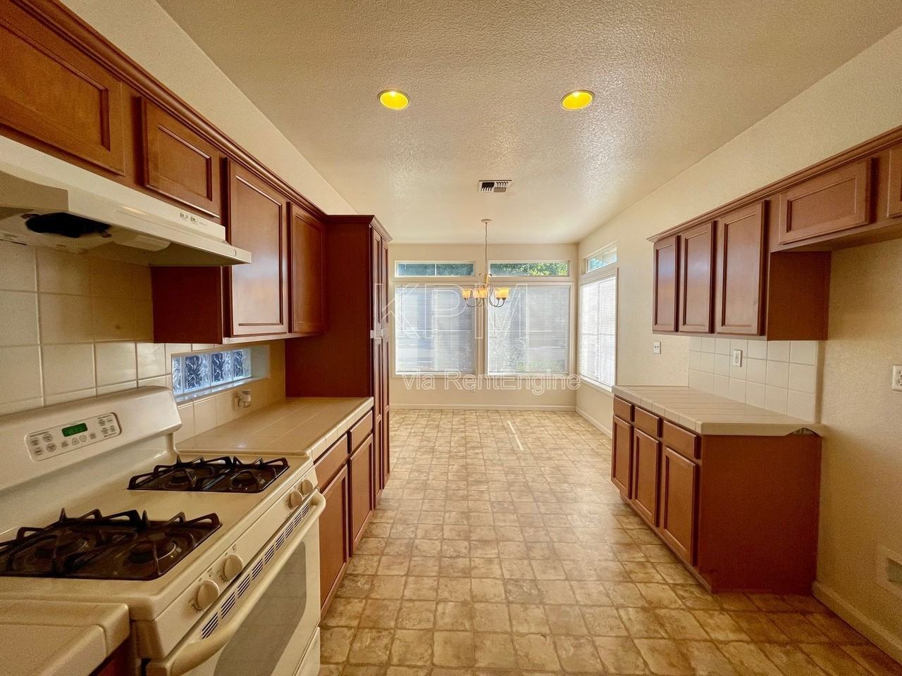 3908 Lembert Dome Ct - Photo 6 of 34