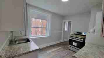 featured image of 1008 Main St #3