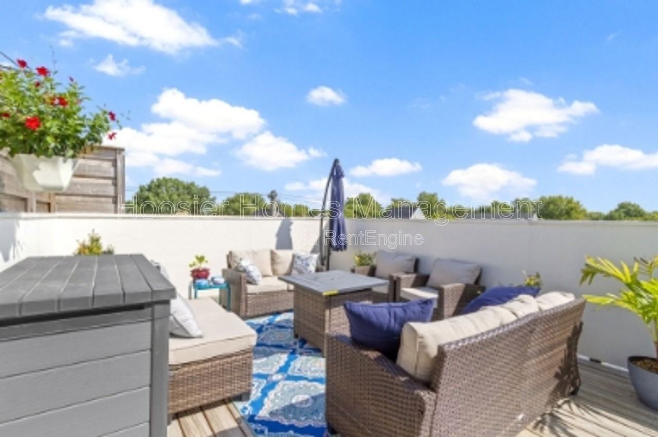 728 Cottage Ave #728COTTAGE - Photo 2 of 22