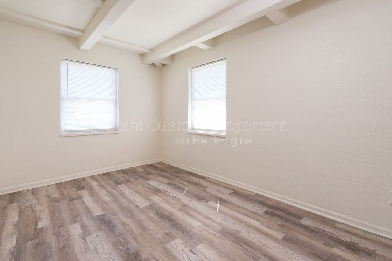 1325 W Dora Ave #1325 - Photo 7 of 27