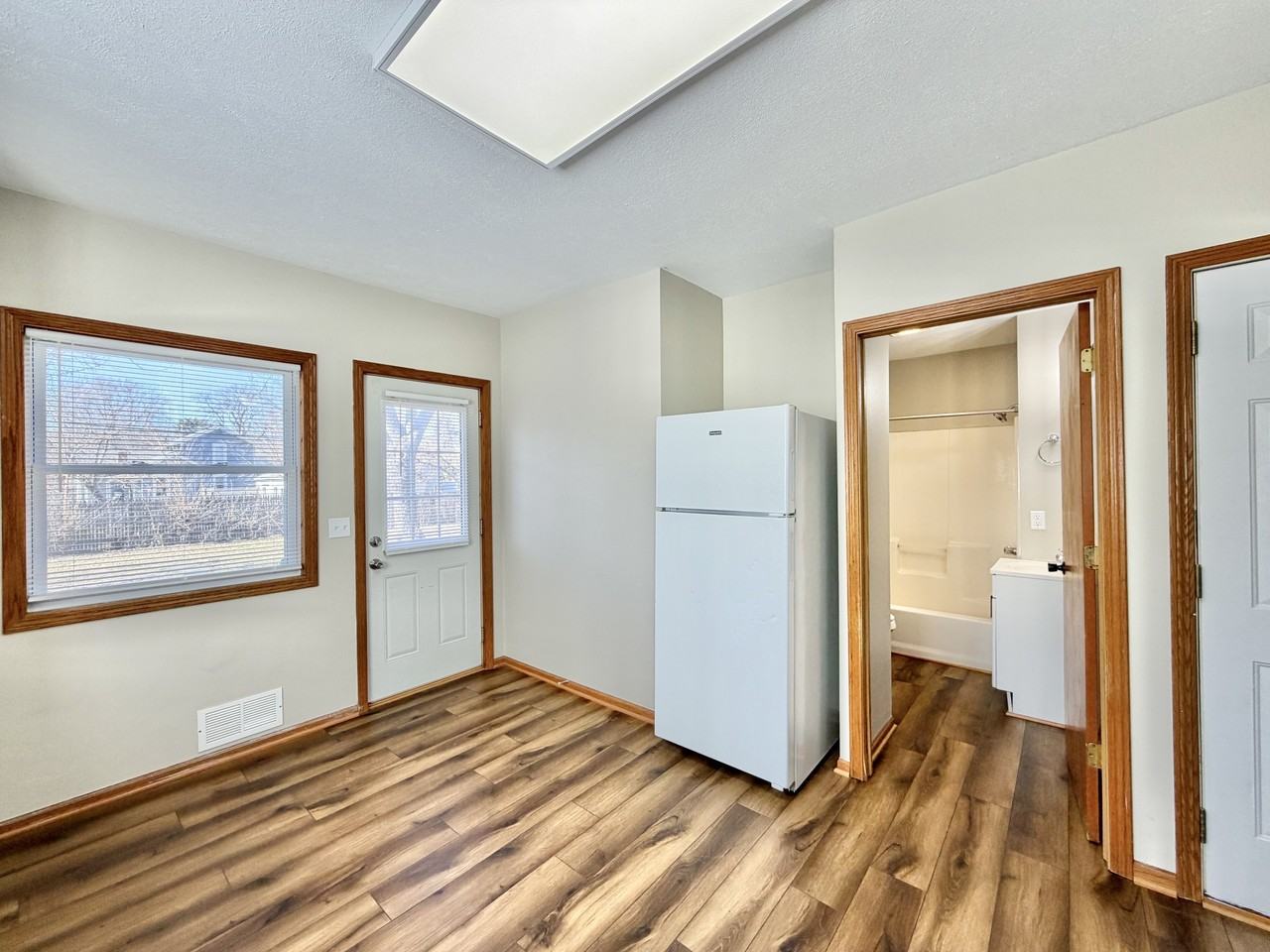 612 Cherry St #2 - Photo 2 of 20