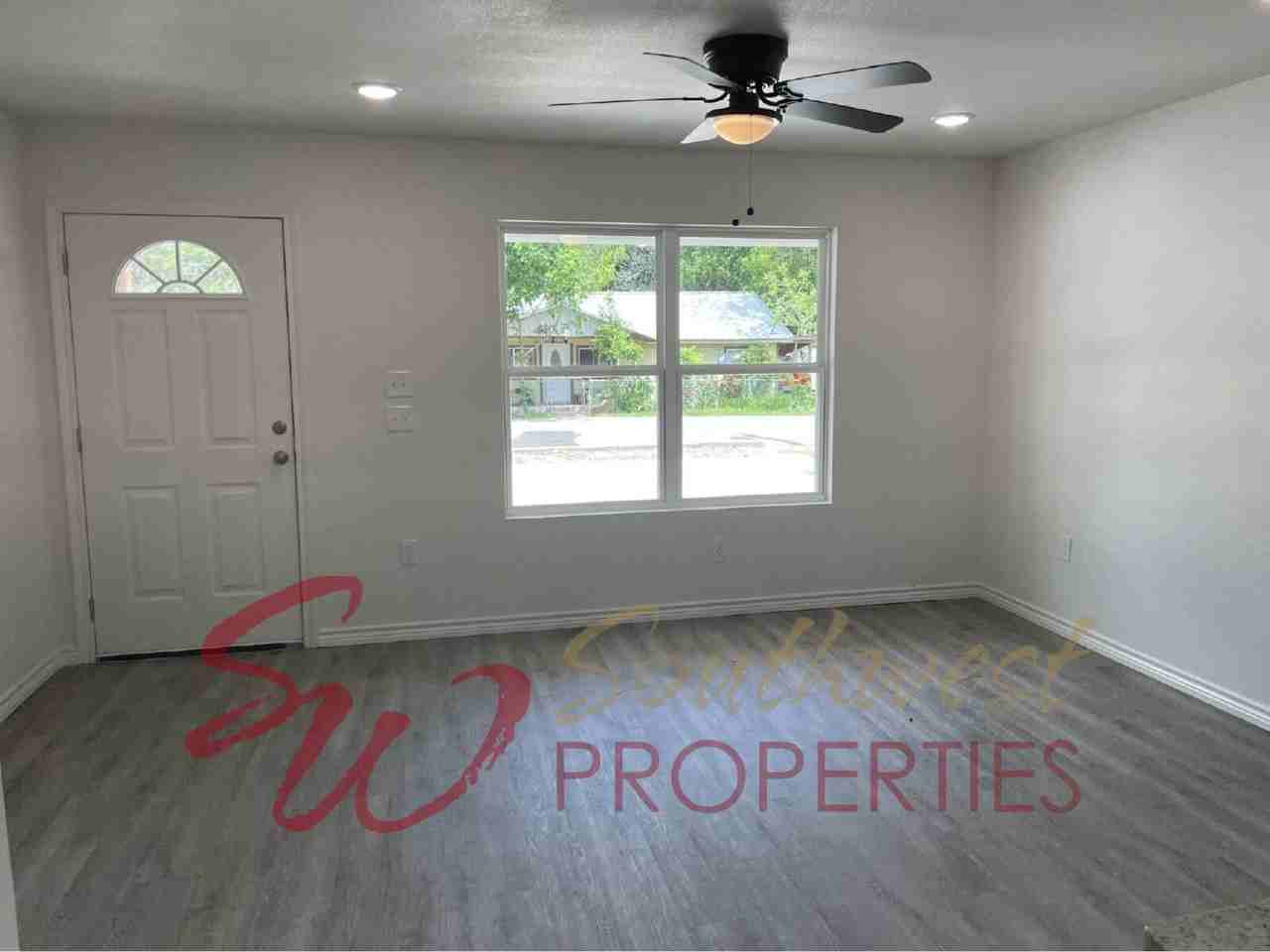 1392 N Paddock St - Photo 5 of 19