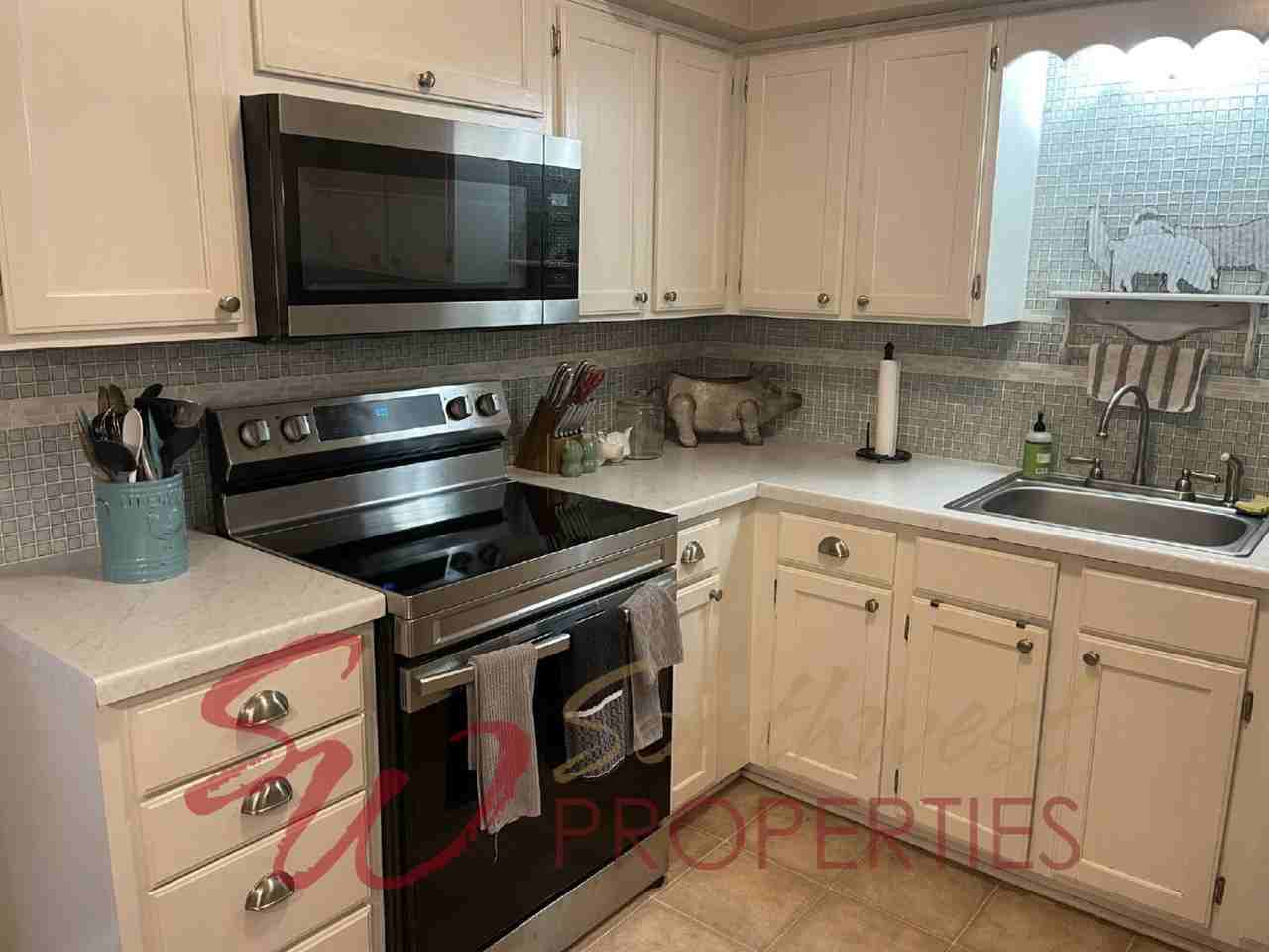 521 N Lydia St - Photo 6 of 19