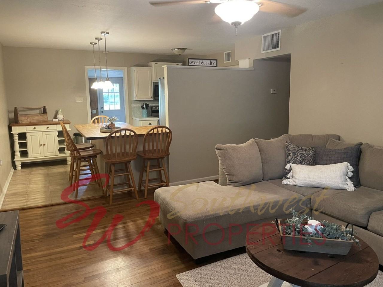 521 N Lydia St - Photo 7 of 19