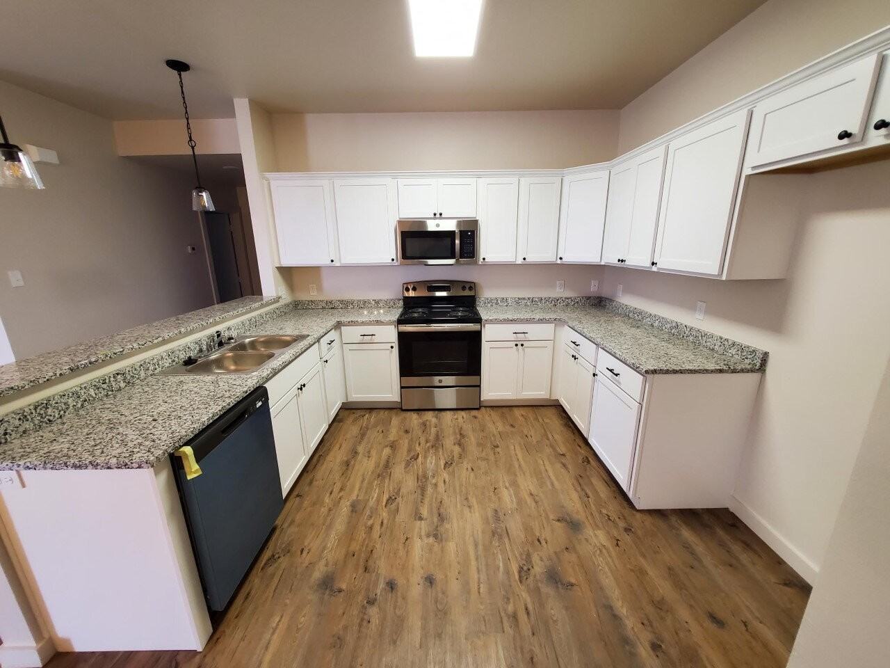 5527 121st St - Photo 4 of 13