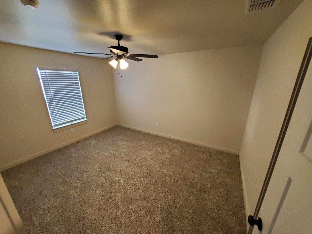 5527 121st St - Photo 7 of 13