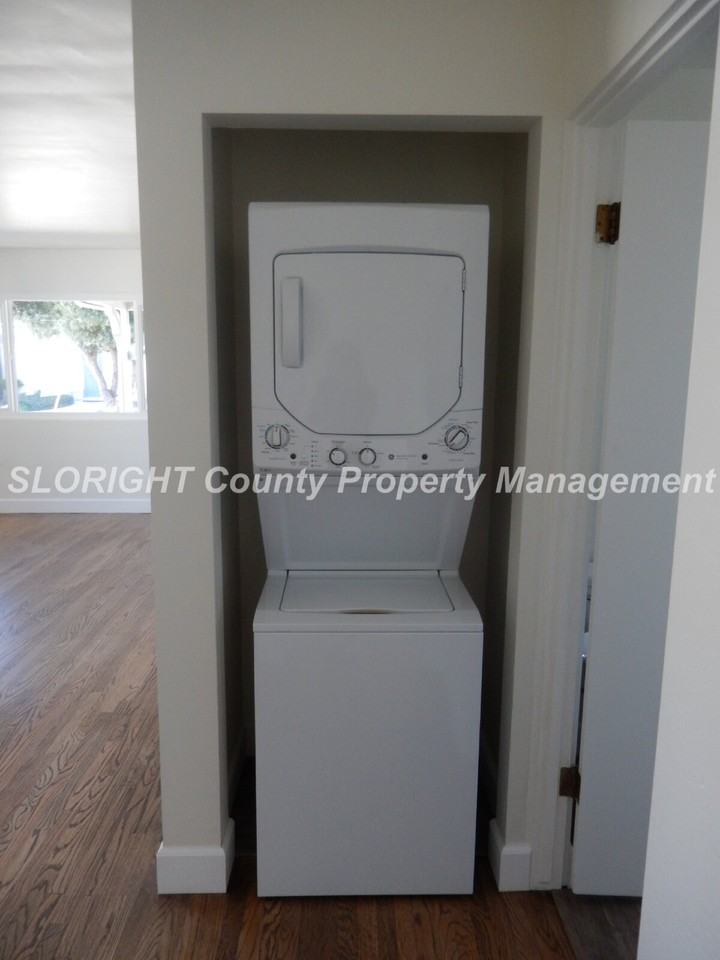 271 Ocean View Ave - Photo 7 of 12