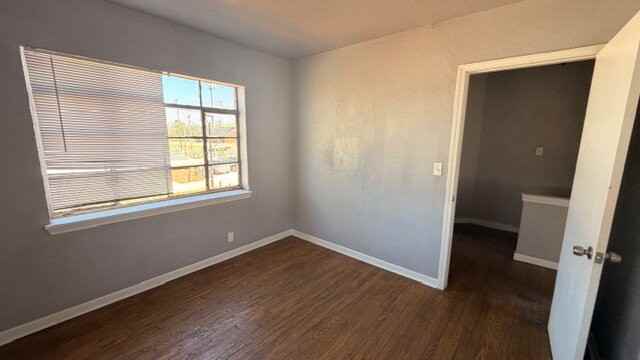 1931 Ne 25th St #10 - Photo 4 of 14