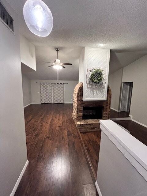 724 Fortuna Dr - Photo 3 of 38