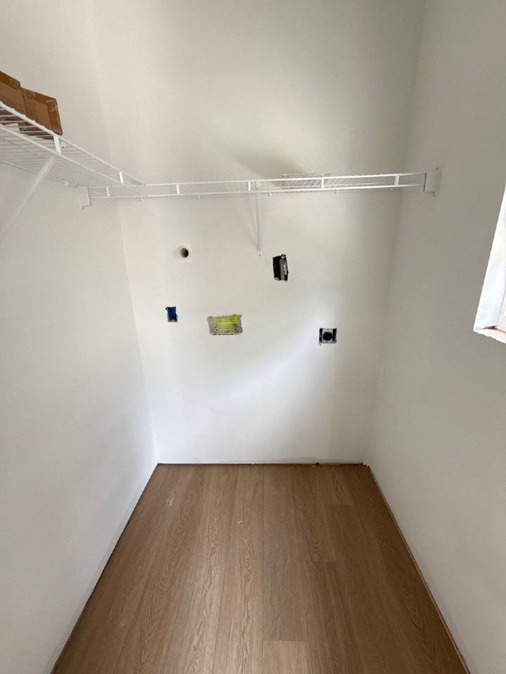 3097 Hoskins Rd - Photo 3 of 50