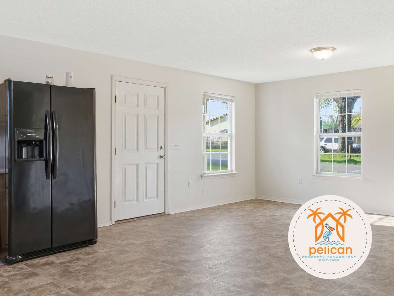 1716 N S St - Photo 7 of 23