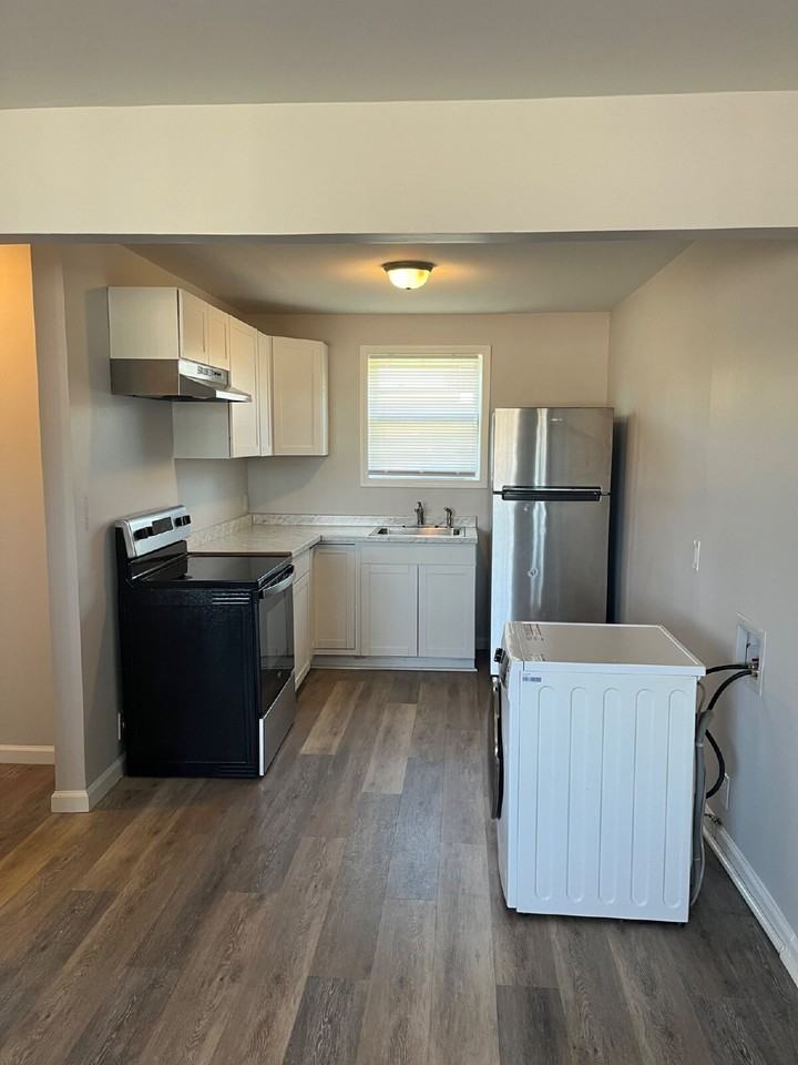 2607 Jefferson St Apt 4 - Photo 5 of 15