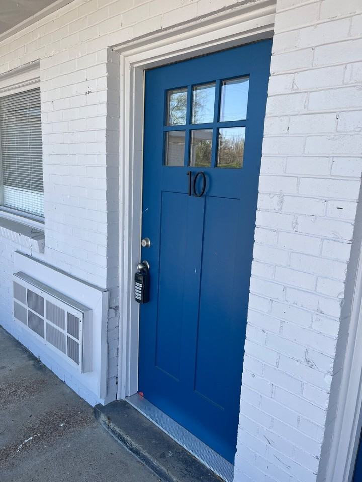 2607 Jefferson St Apt 10 - Photo 3 of 14