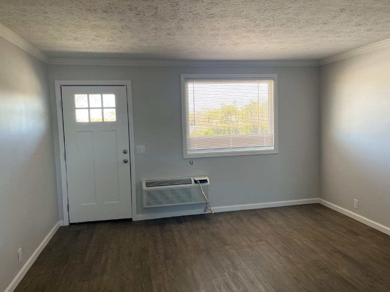 2607 Jefferson St Apt 10 - Photo 4 of 14