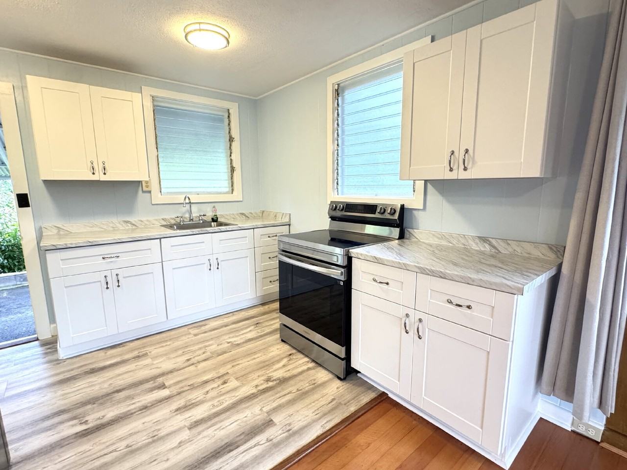 83 Lama St Apt A - Photo 3 of 13