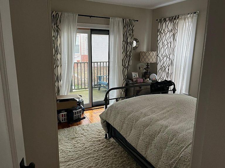 31 Wilson St - Photo 6 of 10