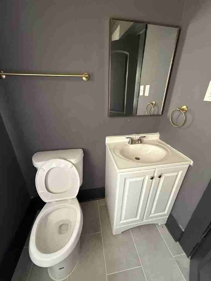 1048 E Mclemore Ave - Photo 6 of 27