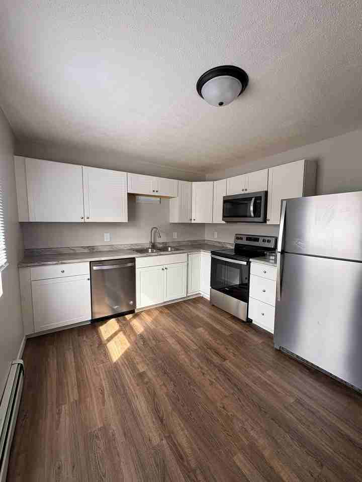 Marion Park Townhomes - Photo 4 of 33