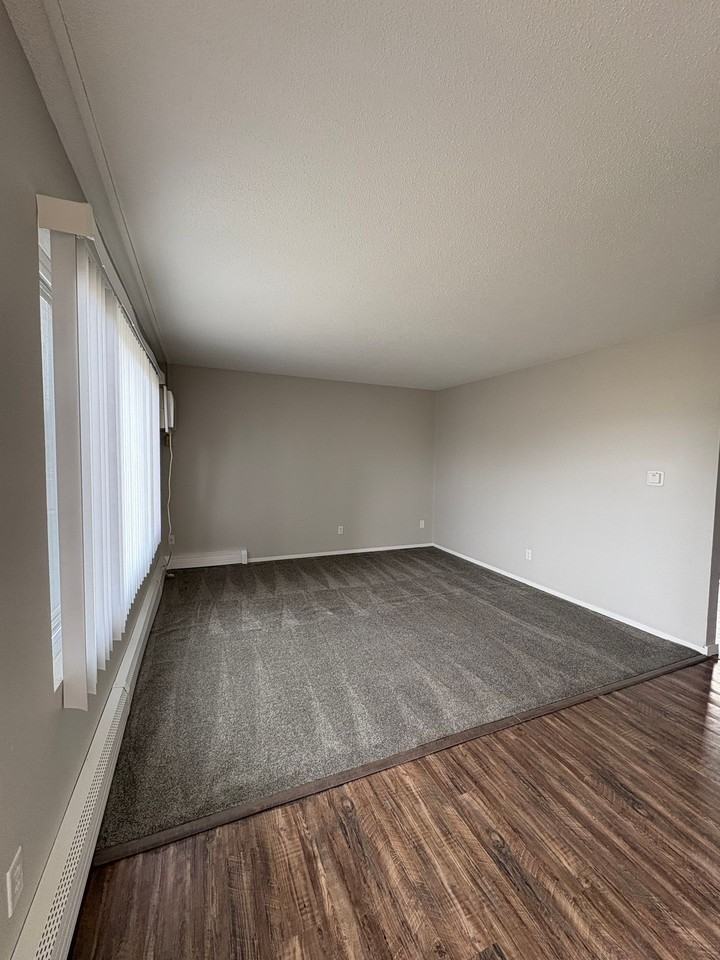 Marion Park Townhomes - Photo 2 of 29